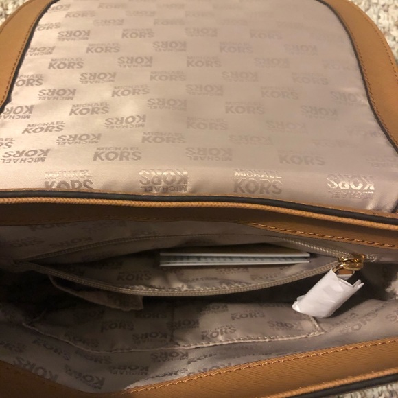 Michael Kors bag - Picture 6 of 6